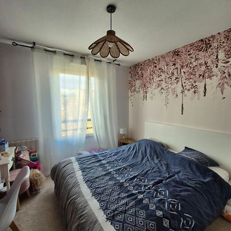 Chambre Privee T3 Saint Fons Exterior photo